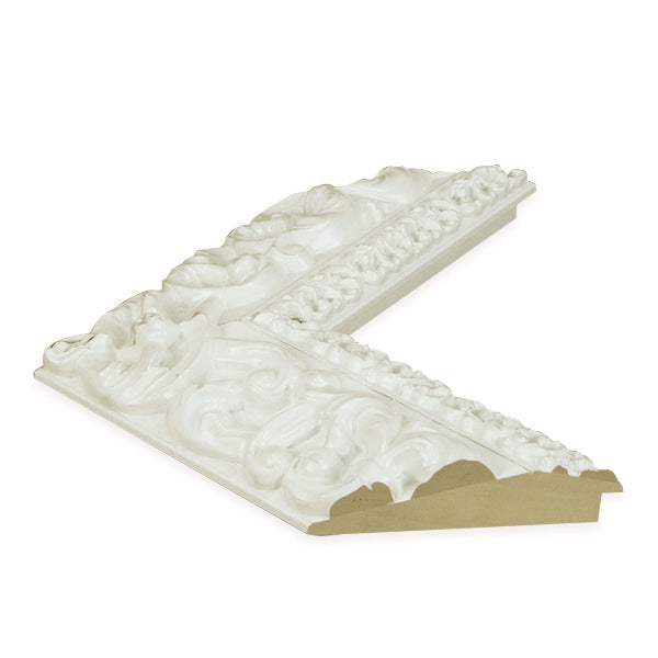 Moldura Blanca con Relieve Ornamental – Ref. 5002 BLANCO