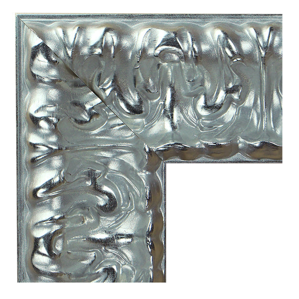 Moldura en Madera Acabado Plata. Modelo 5080 PLATA – Impacto y Carácter