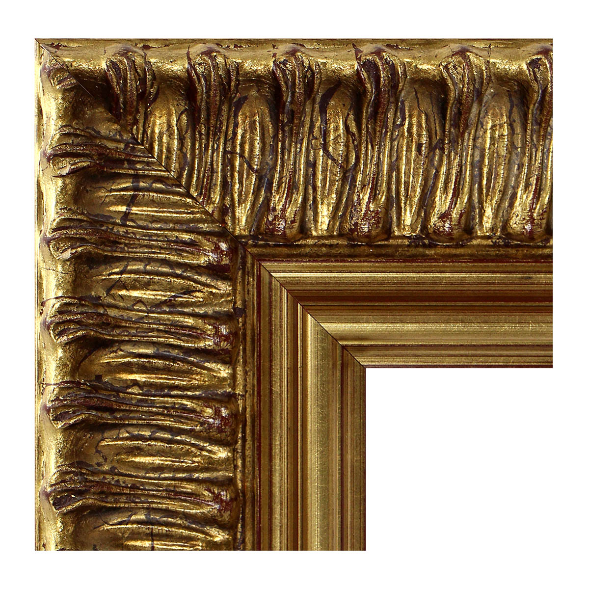 Moldura en Madera Acabado Oro. Modelo 5097 ORO – Elegancia Escultural y Carácter Exclusivo