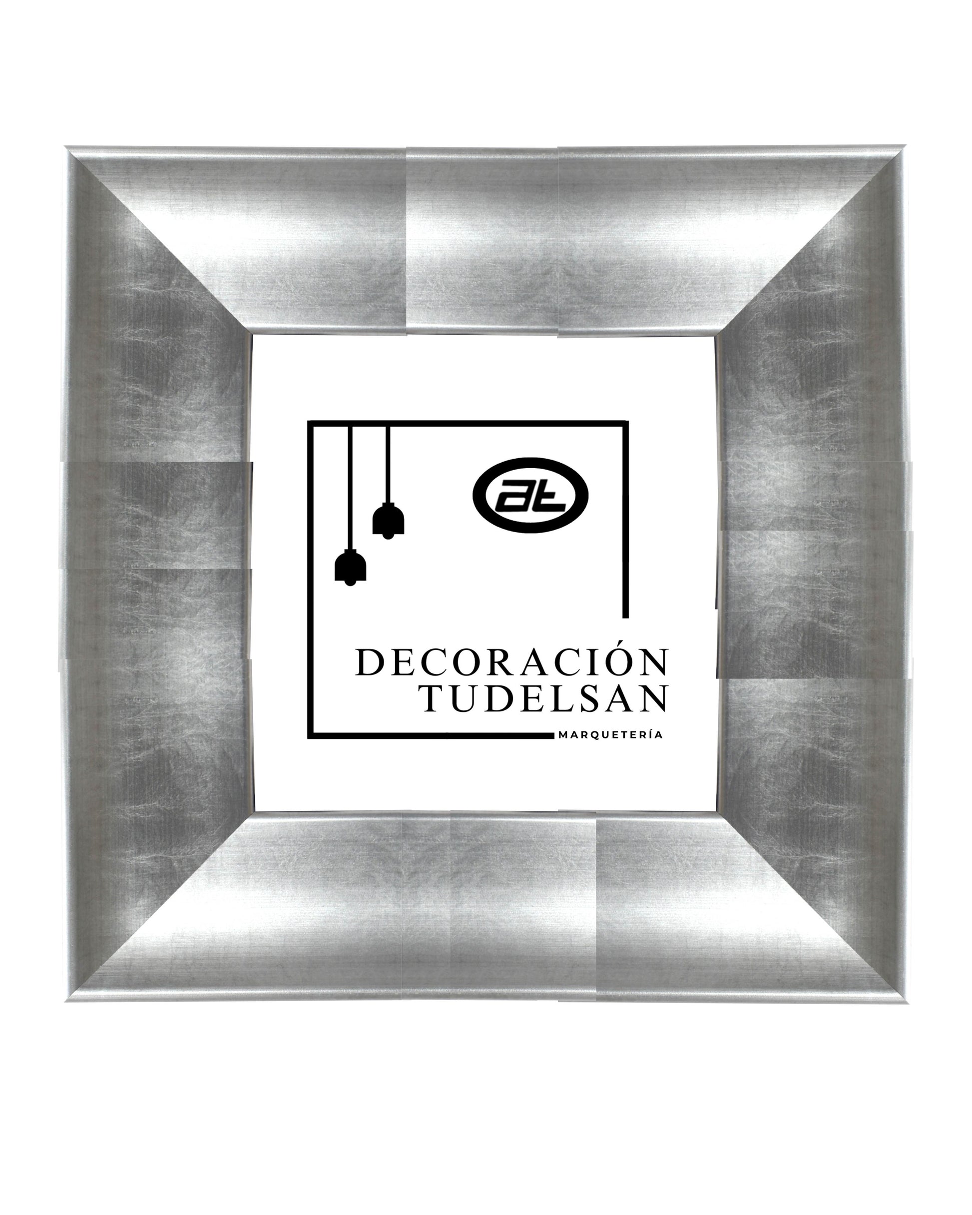 Moldura en Madera Acabado Plata. Modelo 5099 PLATA – Minimalismo Elegante y Estilo Contemporáneo